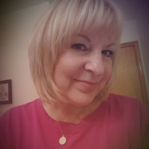 Meet your Posher, Pamela